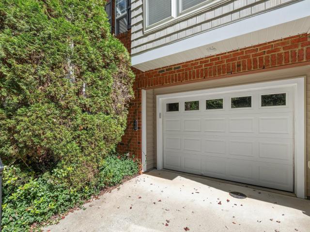 229 Rose Walk Lane