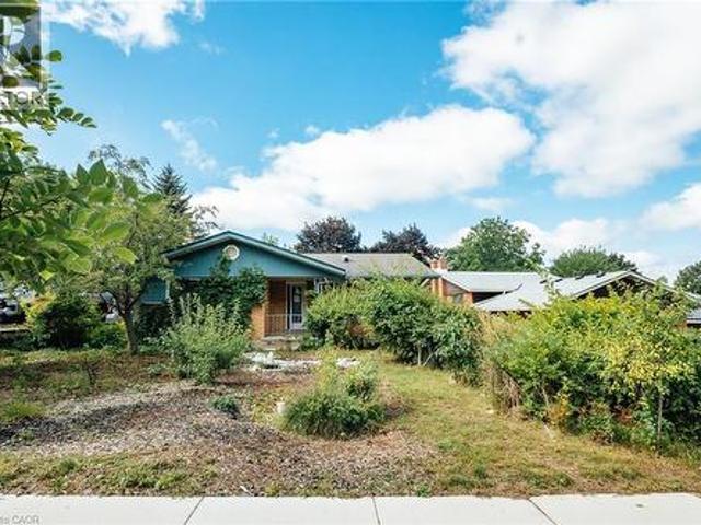 229 Winfield Avenue, Waterloo, ON, N2J 3M8 house for sale | Listing ID 40859 | Royal LePage