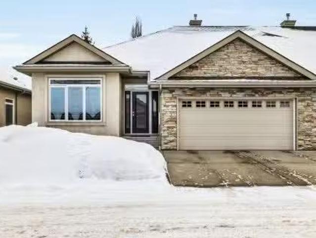 22 61 Lafleur Drive, St. Albert, AB, T8N 0X5 duplex for sale.