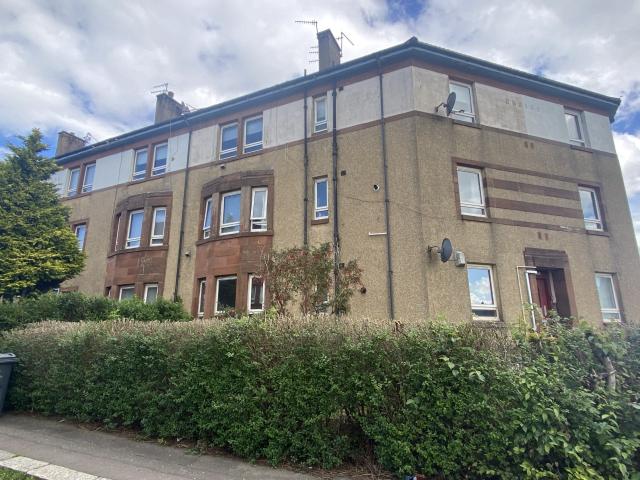 2/2, 112 Ferguslie, Paisley, PA1 2XP Century 21 United Kingdom