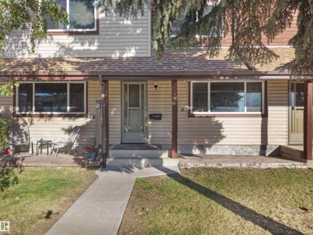 22 1383 St Nw, Edmonton, AB, T5Y 2B2 townhouse for sale | Listing ID E4509 | Royal LePage