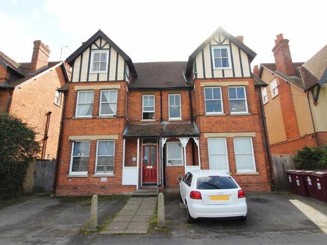 22 24, Morgan Road, Reading, RG1 1 bed apartment to rent £700 pcm £162 pw