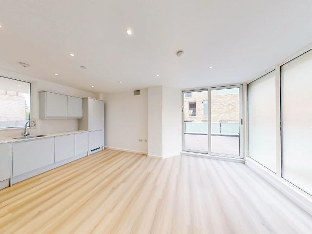 22 24 Powell Road, London, London, London E5, 2 bed flat to rent, £2,650 pcm | PrimeLocation