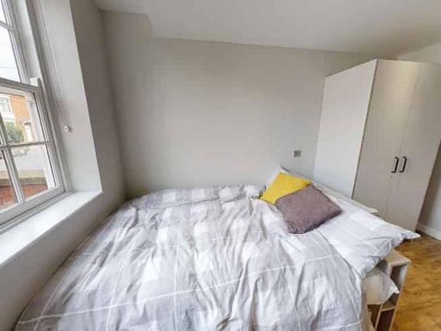22 Upperton Road Leicester Student Accommodation | Amber