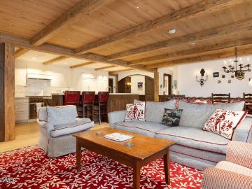 22 W Meadow Dr, Unit 230, Vail, CO 81657 | MLS #1013