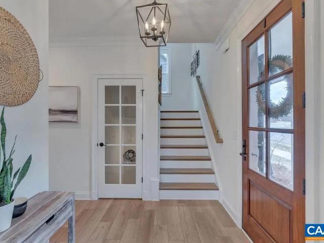 22 Warwick Dr, Crozet, VA 22932 | MLS #676125