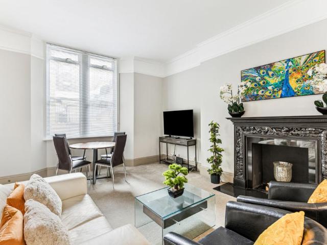 22 York Street, London, W1U 6PX, United Kingdom | 2 bed apartment for rent #122633905 | Rentberry