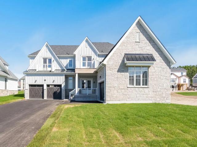 22 Aldwinckle Ave Oro Medonte, ON L0L 2L0, Canada