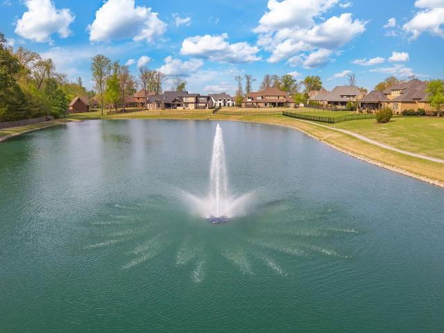 22 Arbor Ridge Cv