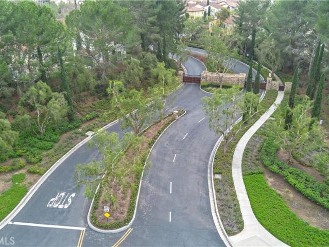 22 Arborside, Irvine, CA 92603 | MLS #OC26155