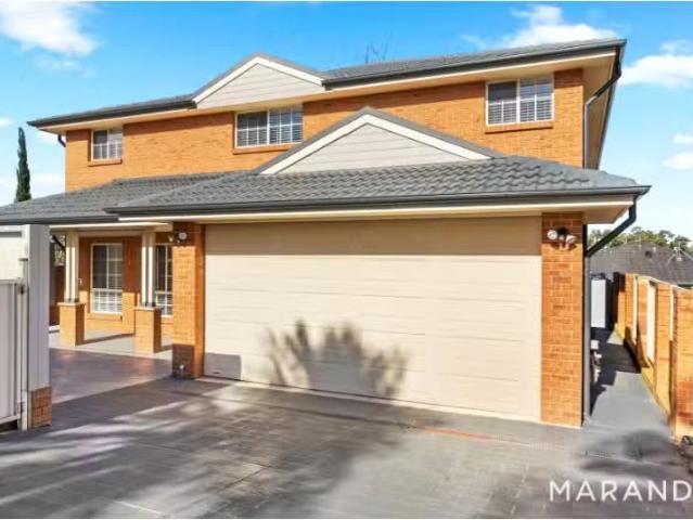 22 Aubrey St, Killarney Vale House for rent Listed by Michell.