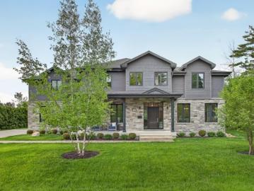 22 Av. Angell, Beaconsfield, QC, H9W 4V3 Luxury House for sale | Listing ID 17242 | Royal LePage Carriage Trade Luxury Properties