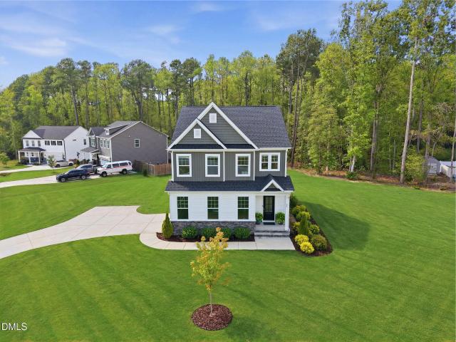 22 Avents Creek Way