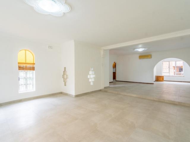 22 Bedroom House For Sale in Morningside