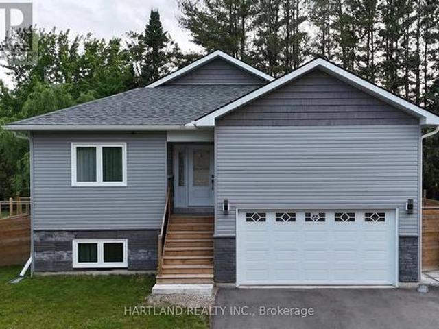 22 Berkely Street, Wasaga Beach, ON, L9Z 2N6 house for sale | Listing ID S13628 | Royal LePage