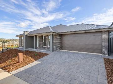 22 Brougham Circuit, MOUNT BARKER, SA 5251