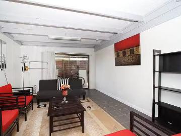 Apartment for rent in Honeywood - Parking