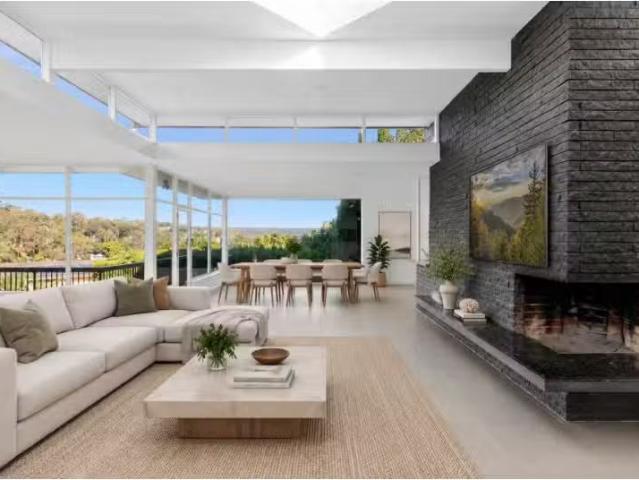 22 Bruce Avenue, Caringbah South House for rent Listed by Jas.
