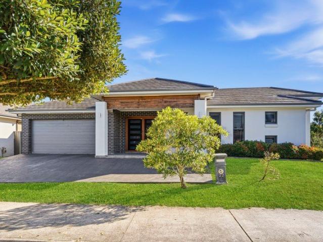 22 Buckingham Loop, Oran Park