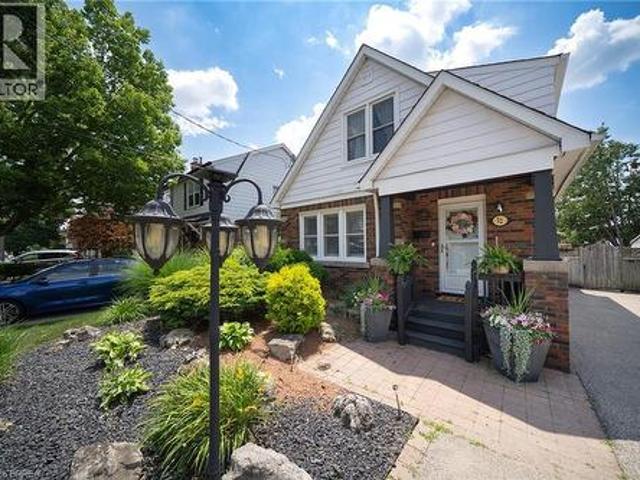 22 Burwell Street, Brantford, ON, N3T 4T6 house for sale | Listing ID 40846 | Royal LePage