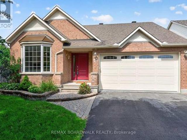 22 Burnstead Crescent, Ottawa, ON, K2M 2T7 house for sale | Listing ID X13679 | Royal LePage