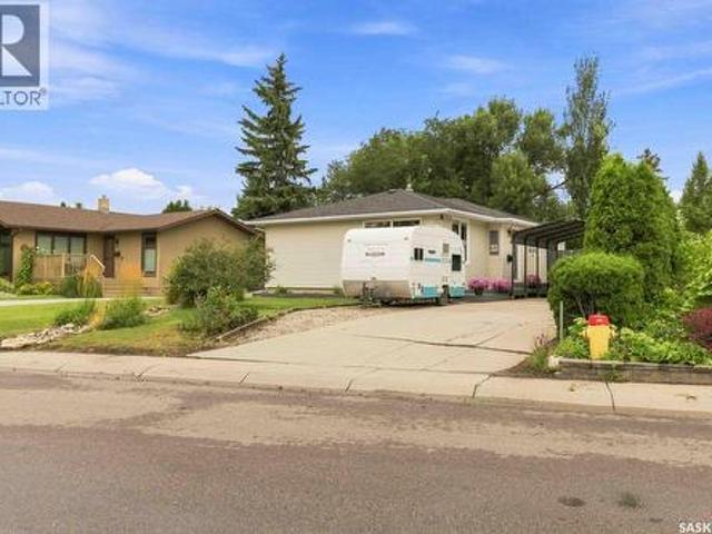 22 Columbia Drive, Saskatoon, SK, S7K 1E5 house for sale | Listing ID SK046527 | Royal LePage