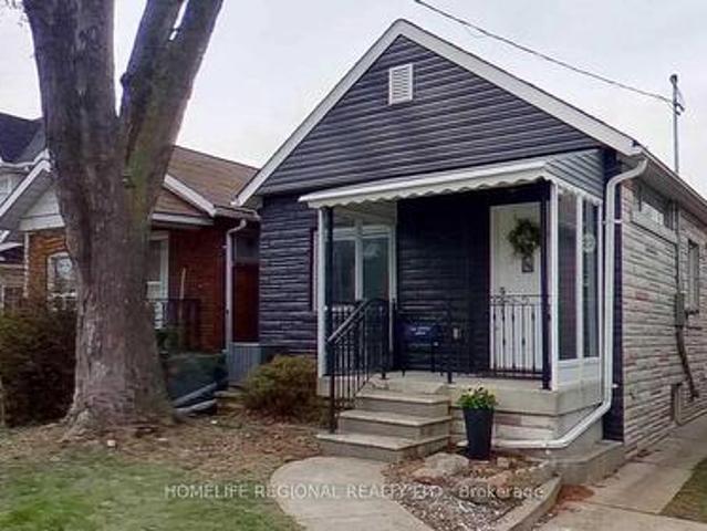 22 Criscoe Street, Toronto, ON, M6N 3Y9 house for sale | Listing ID W13083 | Royal LePage