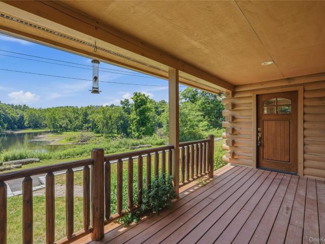 22 Deer Haven Road