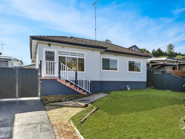 22 Donaldson St, Bradbury