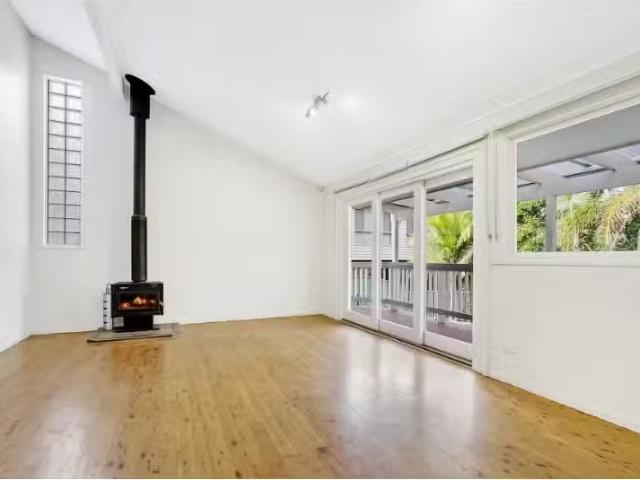 22 Dodson Crescent, Winston Hills House for rent Listed by Ma.