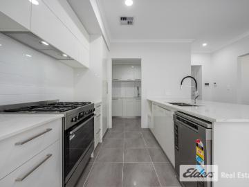 22 Drummoyne Street, Baldivis WA 6171 House For Rent | Domain