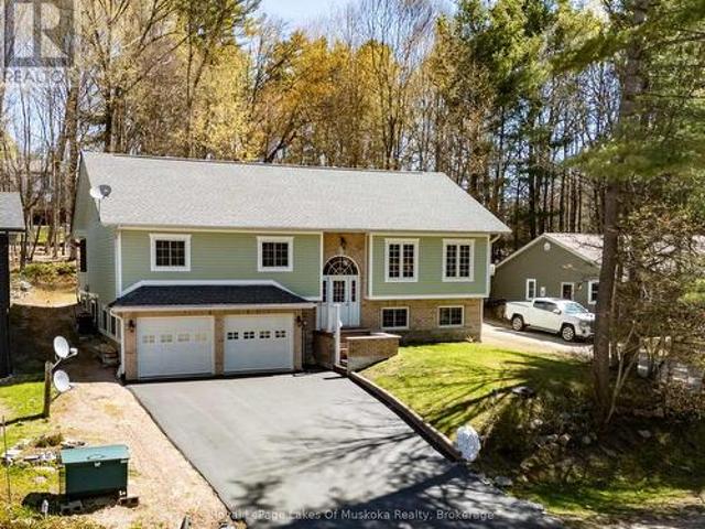 22 Duke Street, Muskoka Lakes Medora, ON, P0B 1J0 house for sale | Listing ID X13123 | Royal LePage