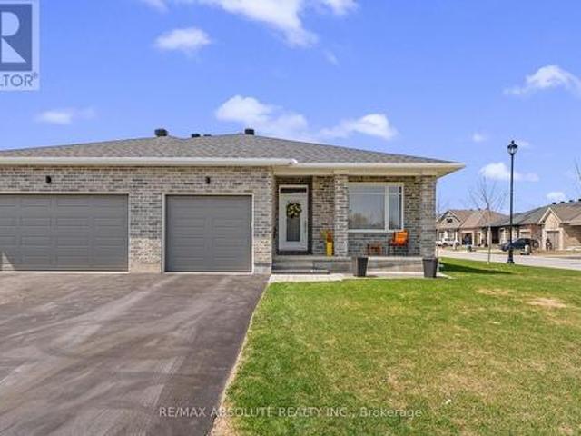 22 Ernie Godin Way, Arnprior, ON, K7S 0J5 house for sale | Listing ID X13625 | Royal LePage