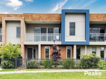 22 Ezra Crescent, Officer VIC 3809 Townhouse For Rent | Domain