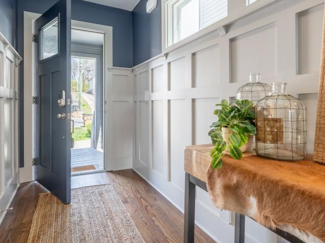 22 Fern Ave