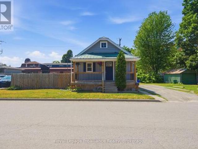 22 Flindall Street, Quinte West Trenton Ward, ON, K8V 3E3 house for sale | Listing ID X13596 | Royal LePage