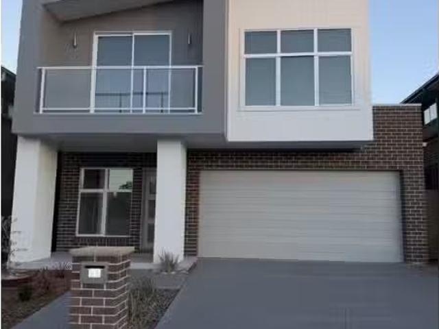 22 Greenlink Street, North Rothbury House for rent Listed by.