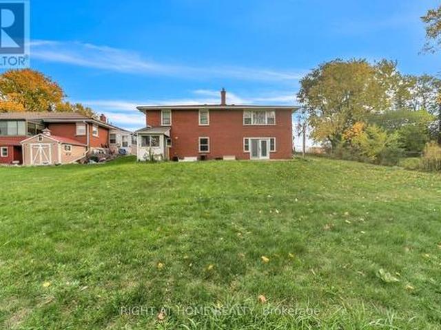 22 Hamilton Drive, Newmarket, ON, L3Y 3E8 house for sale | Listing ID N13862 | Royal LePage