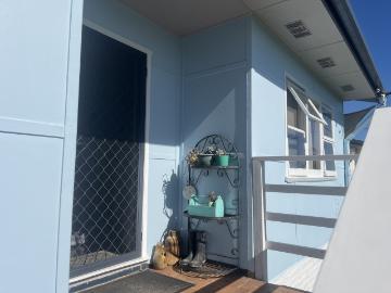 22 Heydon AvenueLabrador QLD 4215, Australia