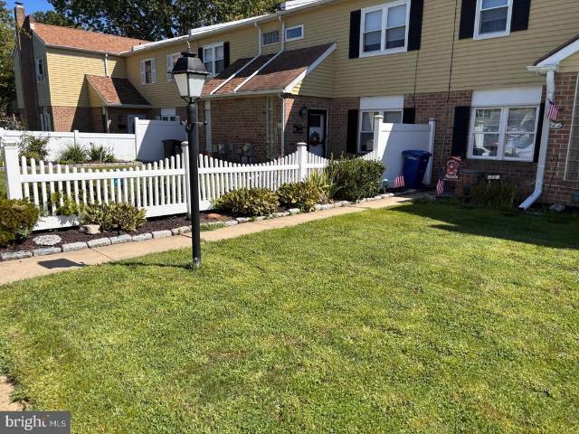 22 Hollybrooke Drive