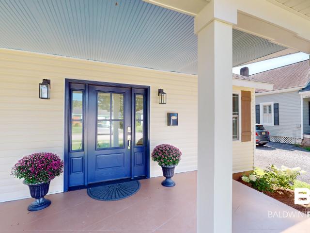 22 Hurlbert Street