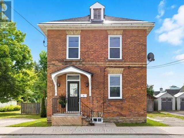 22 Isabella Street, Perth, ON, K7H 2W8 house for sale | Listing ID X13657 | Royal LePage