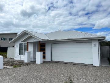 22 KALANG AVENUE SOUTH WEST ROCKS