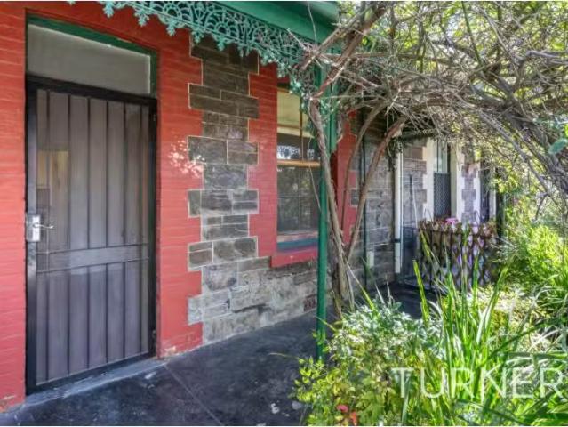 22 Kenilworth Road, Parkside House for rent Listed by Sandra.