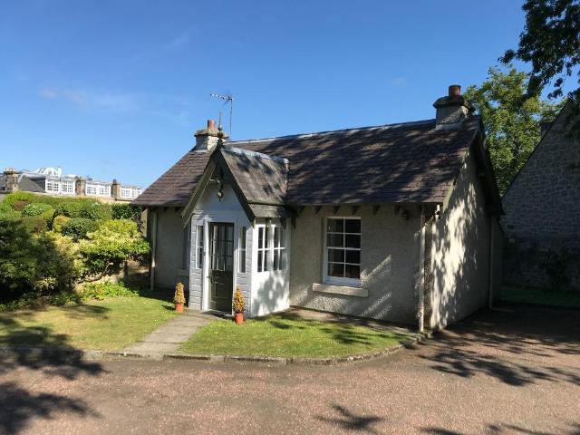 22 Kinellan Road, City of Edinburgh, EH12 6ES, United Kingdom | 2 bed apartment for rent #103149864 | Rentberry