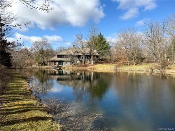 22 Knight Rd, Clinton Corners, NY 12514 | MLS #983767