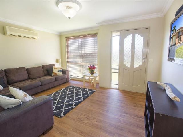 22 Kumbara Close Glenmore Park, NSW 2745