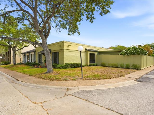 22 Lake Shore Dr, Corpus Christi, TX 78413 | MLS #478219