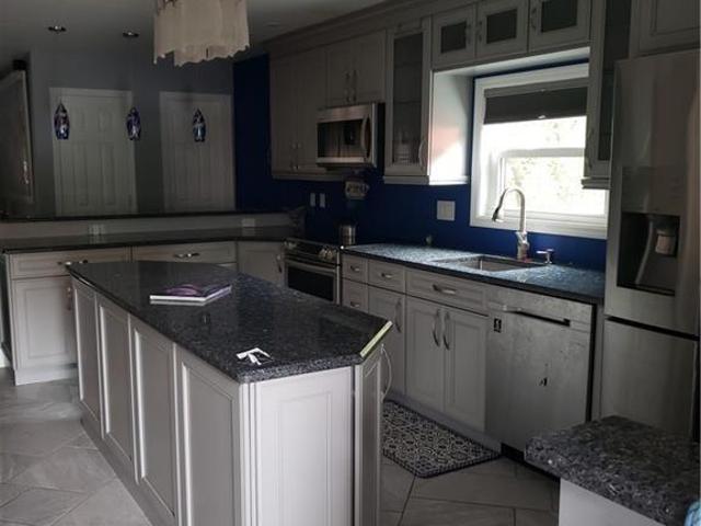 22 Lakeview Court