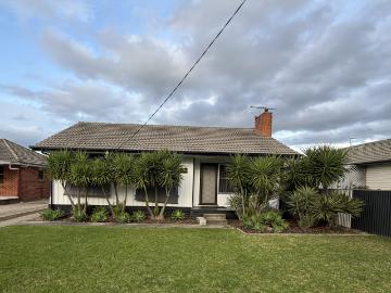 22 Lindsay Street, WODONGA VIC 3690